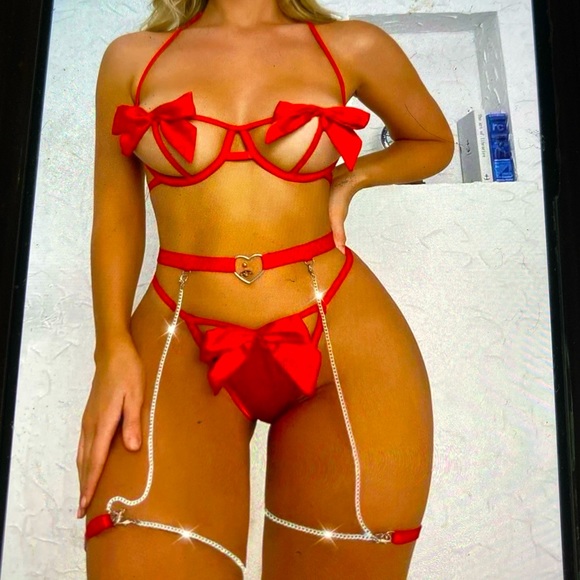 New ❤️ garter - Picture 1 of 4